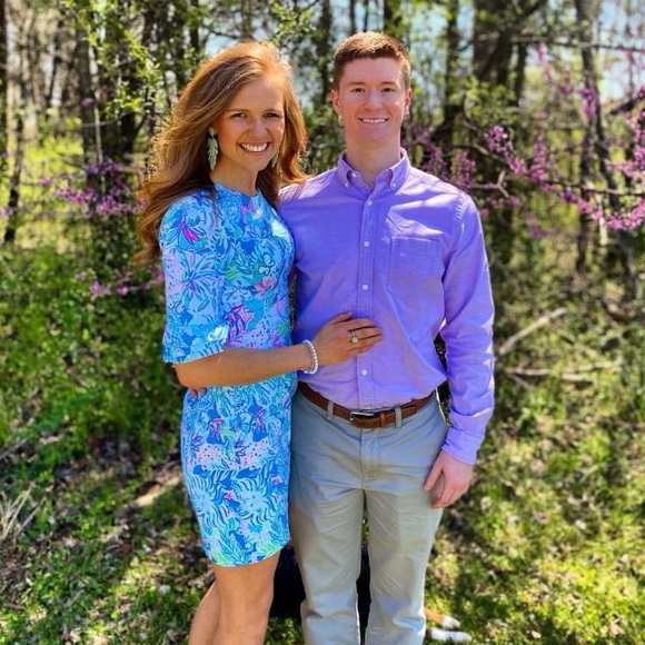 Lilly Pulitzer Dress, size 00, ruffle sleeves and key hole back! - Picture 3 of 3